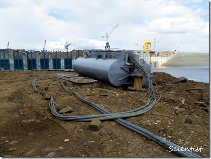 20 мая 2012. Несмонтированная запань на Богучанской ГЭС. Фото: scientist48 http://adsl.kodinsk.net/forum/index.php?/user/1542-scientist48/