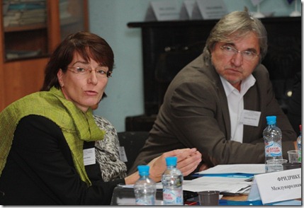Фридерика Бер и Александр Никитин на конференции в Петербурге, 03.09.2010