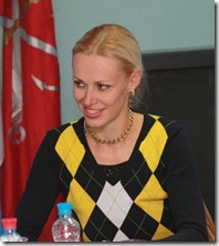 Надежда Кутепова, руководитель организации Планета Надежд (ЗАТО Озерск, Челябинская область) на конференции в Петербурге, 03.09.2010
