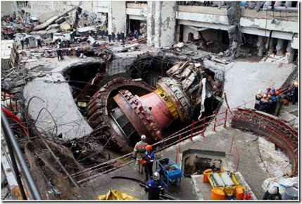 Последствия аварии 2009 года на Саяно-Шушенской ГЭС. Фото пресс-службы ОАО РусГидро