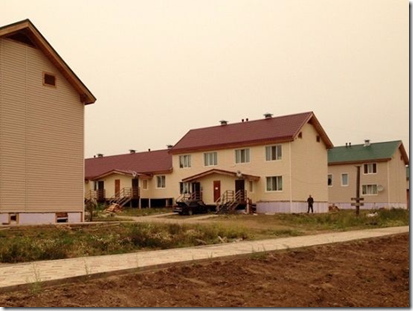 Переселенцы из зоны затопления БоГЭС недовольны своей «рублевкой»