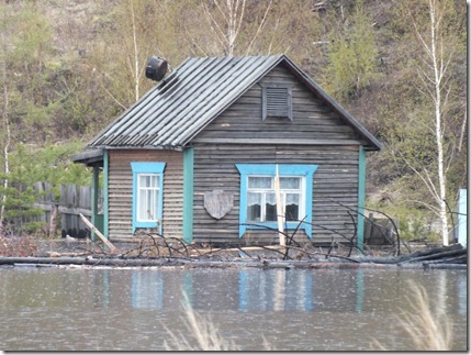 23 мая 2012 г. В зоне затопления Богучанской ГЭС. Фото: VEB http://adsl.kodinsk.net/forum/index.php?/user/1093-veb/