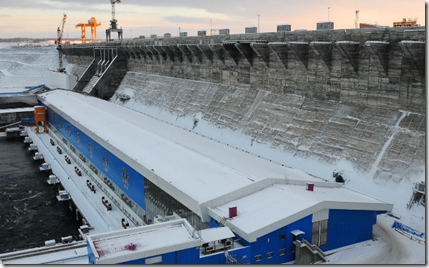 Богучанская ГЭС нынешней зимой. Фото пресс-службы ОАО РусГидро